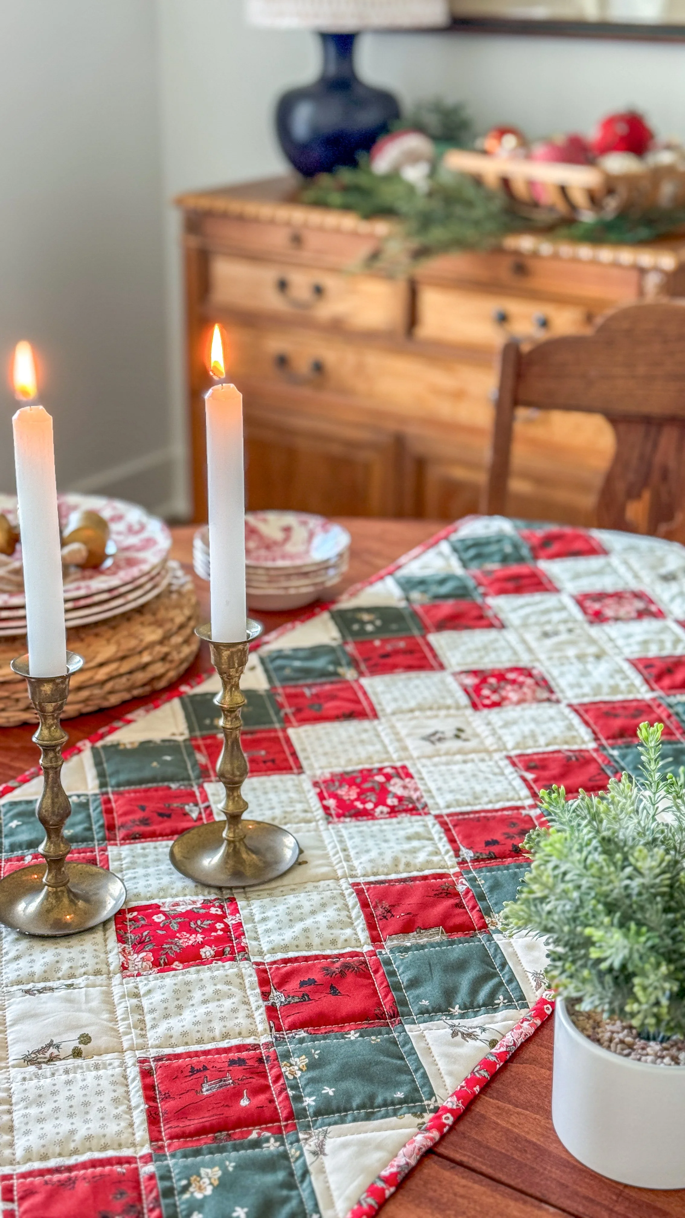 Homecoming Table Runner — Sharon Holland Designs